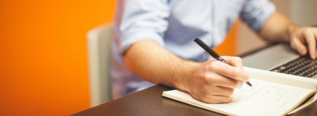 Do you take a note while listening to Webinar or Online Courses?