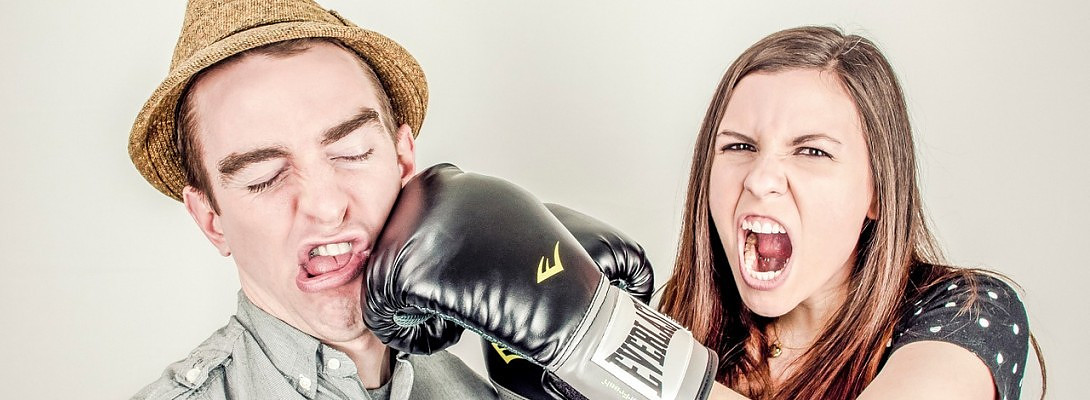 Grant Cardone vs. Tim Ferriss: Which should our Work Ethic Look like?