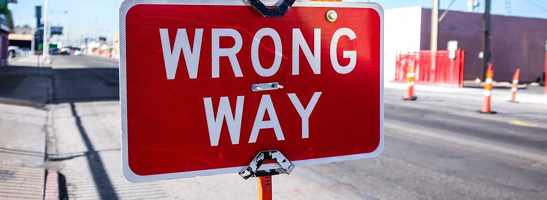 4 Affiliate Marketing Mistakes to Avoid - These Slowed Me Down for 1 YEAR!