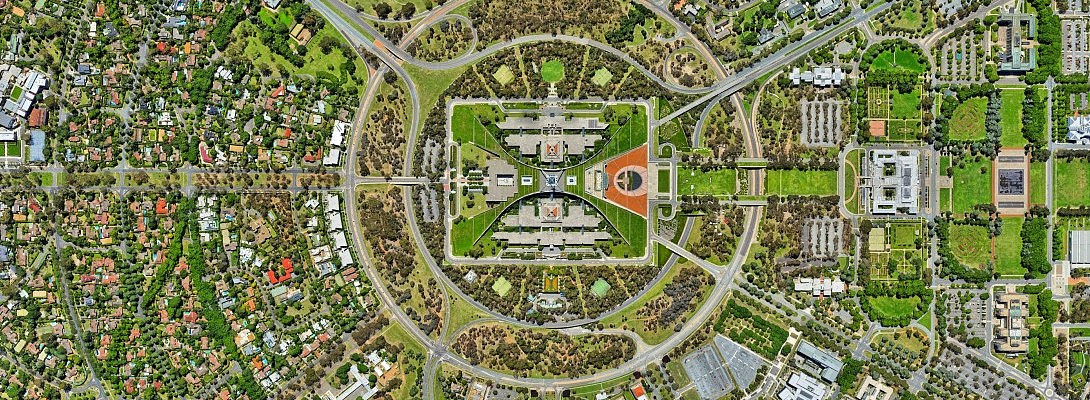 Quick comparison between sites, social medias and blogs