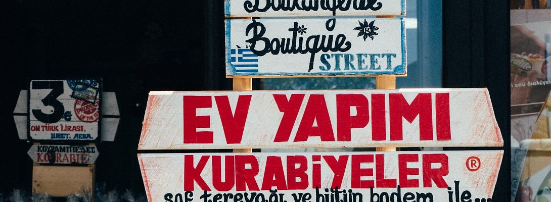 Is English the "universal" language?