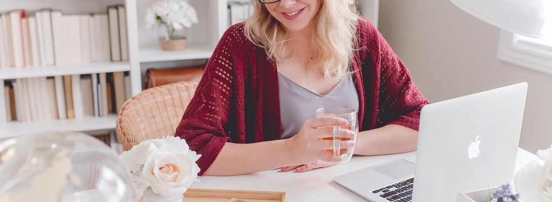 Make Money Online vs Make Money From Home