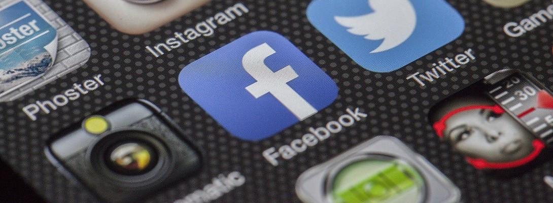 Facebook admits to another data leak, saying that up to 100 developers accessed personal Groups data