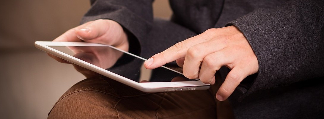 Improve engagement: let visitors know when you approve a comment