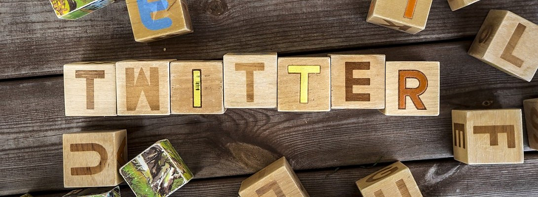 How to tweet your featured Image - maybe this will help you, it feels good to help