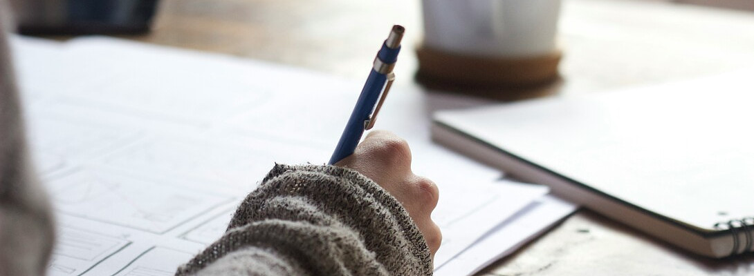 Guest Posting: How to Get Noticed Without Begging for Attention