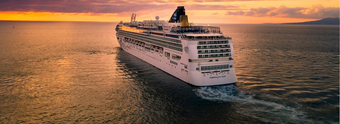 Affiliate Marketing on a Cruise Ship: Making Money While Sailing the Seas