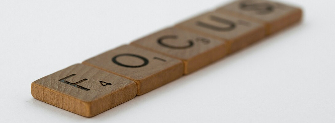 10 Strategies For Staying Focused And Motivated (When Starting A New Online Business)