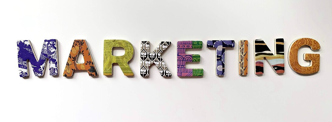 why social media marketing better than traditional marketing?