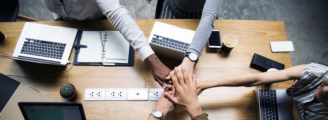 Sharing achievements - with people who care! my dedication badge